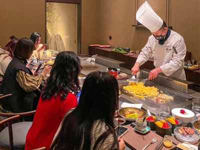 铁板烧6毫米还是8毫米的好，20mm煎板去哪里定做？