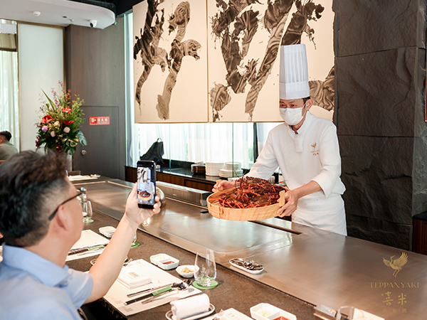 成为一名铁板烧厨师是什么体验